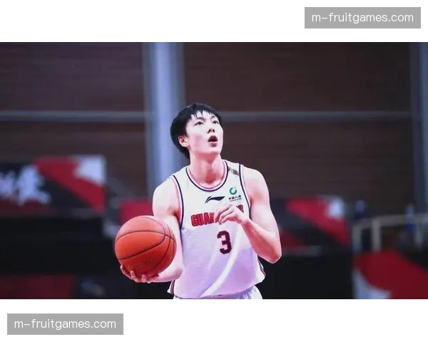 徐杰逆风接管能力凸显，胡明轩缺阵时带队扭转局势